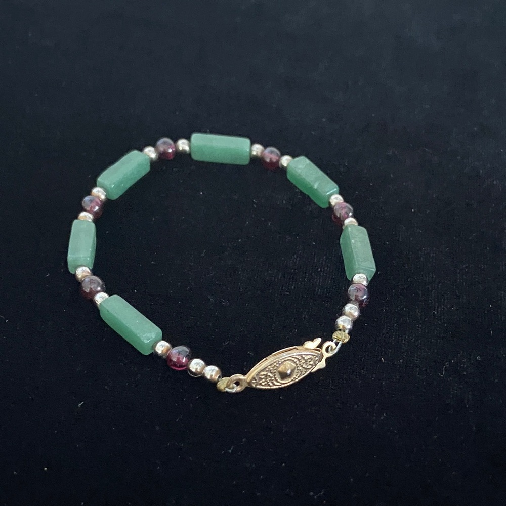 Natural Aventurine Garnet Beaded Bracelet Gold Clasp